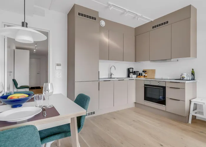 Vervet I Center I Amazing Balcony 아파트 트롬쇠